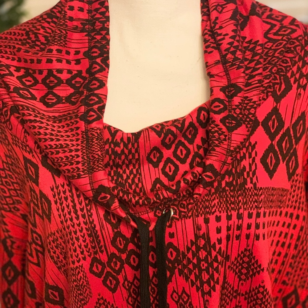 Red and black Aztec design Ruby Rd. Woman’s Sweater size 2x - Picture 2 of 7